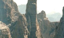 Arrampicata sul Campanil Basso