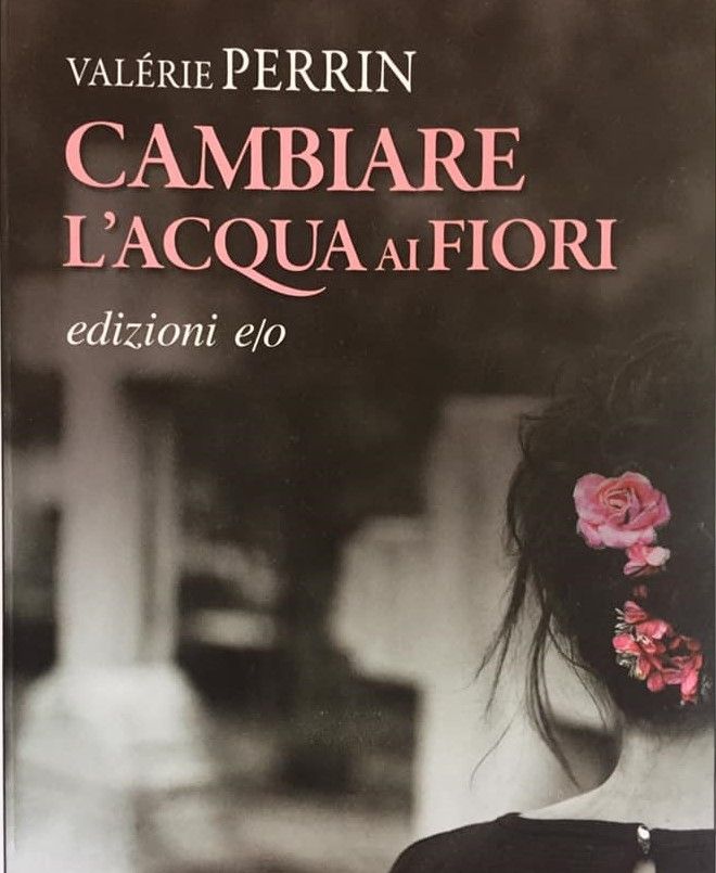 Recensioni: Cambiare l'acqua ai fiori